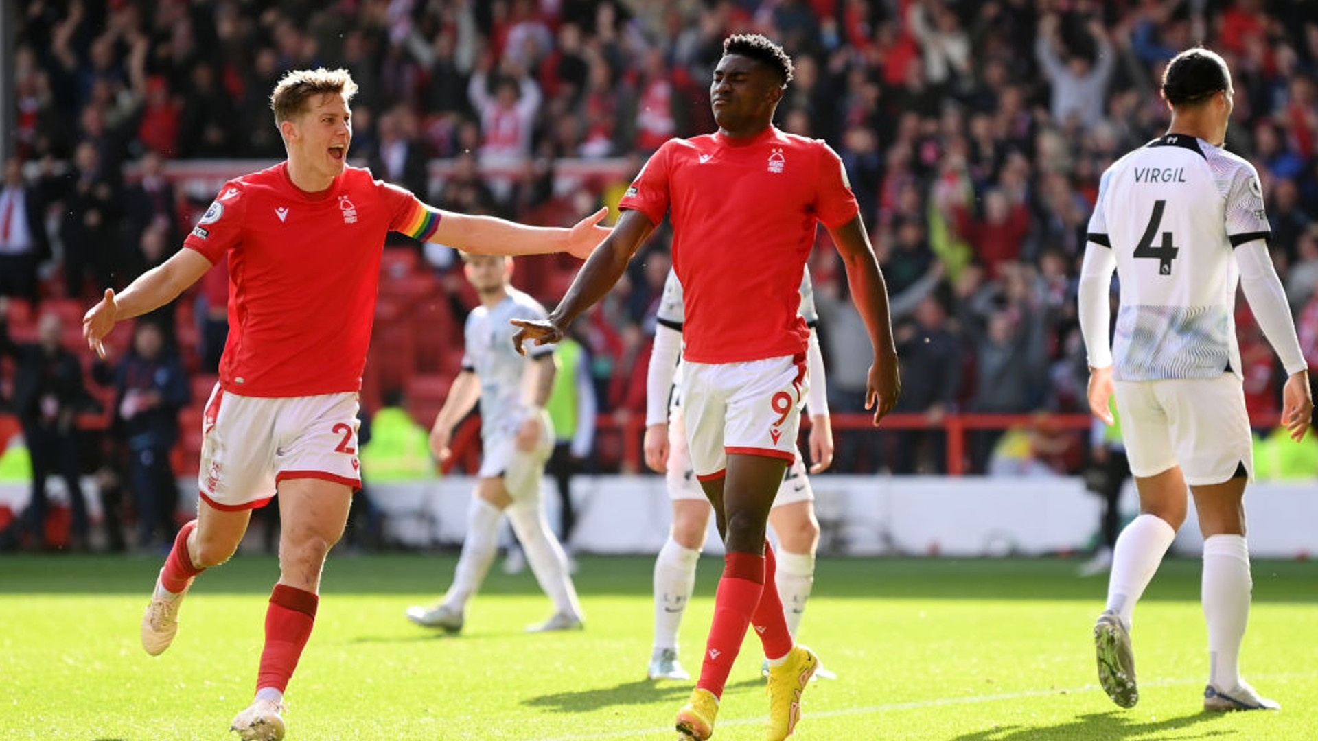 正是她们的 正是她们的